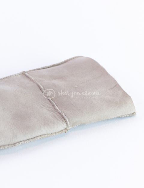 Women's light grey lambskin gloves Women's light grey lambskin gloves