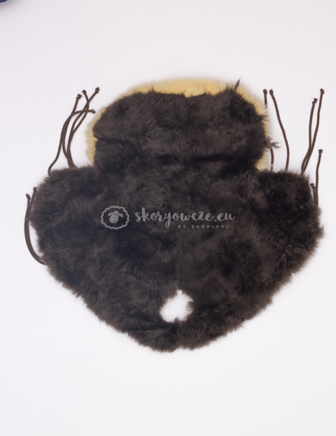 A western style horse saddle cover made of natural sheep leather A western style horse saddle cover made of natural sheep leather