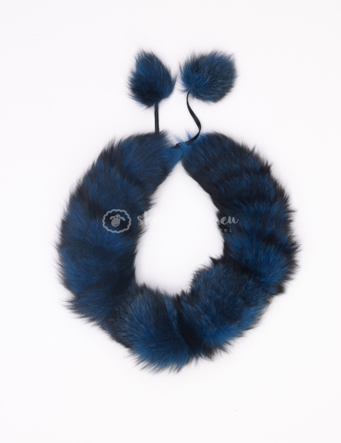 A scarf of a fox tail boa - cornflower silver A scarf of a fox tail boa - cornflower silver