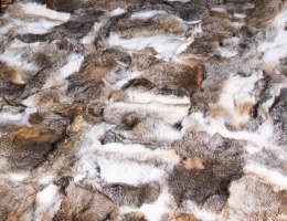 Narzuta ze skóry owczej kolor ?